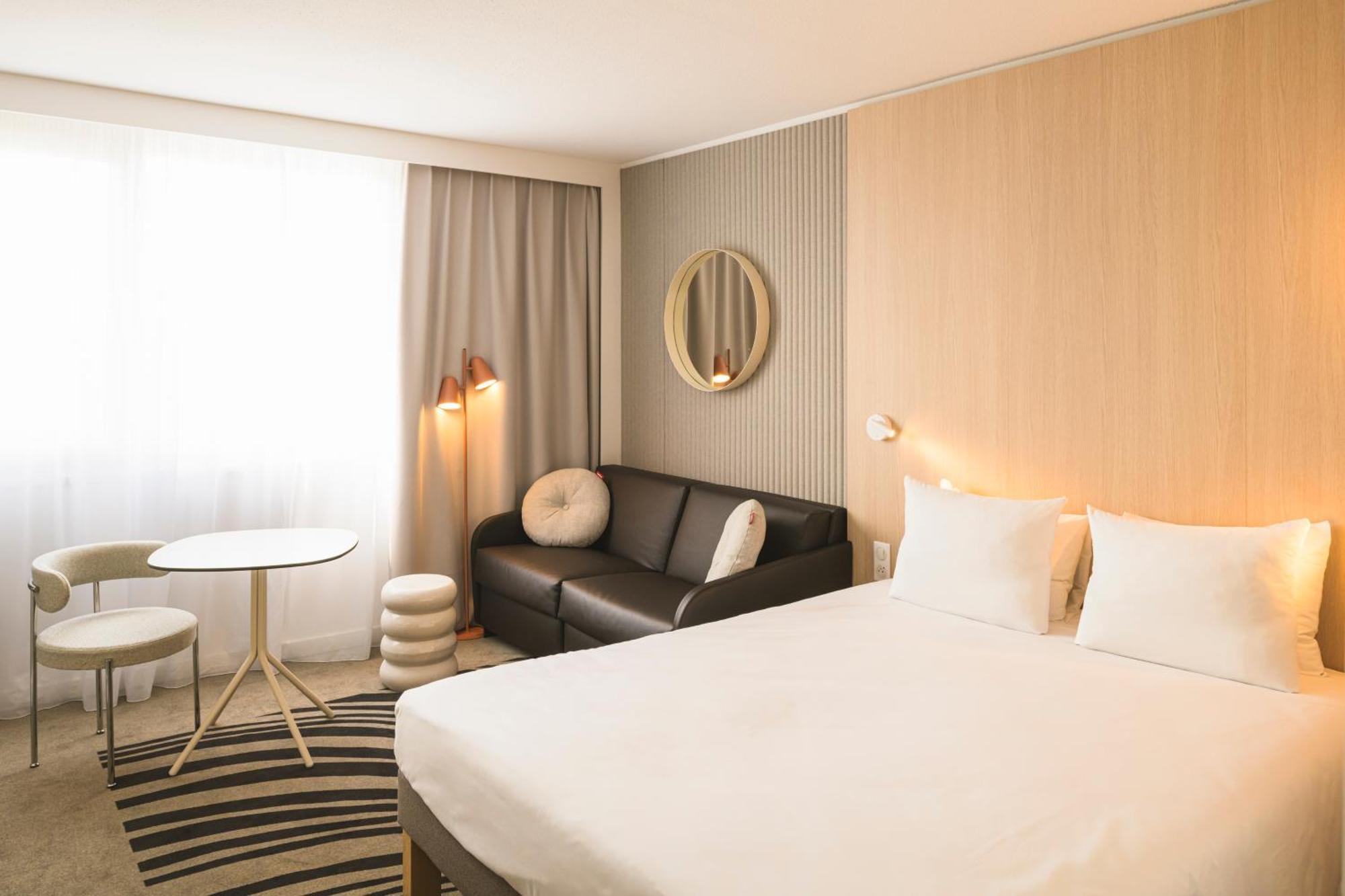 Novotel Bordeaux Lac Экстерьер фото